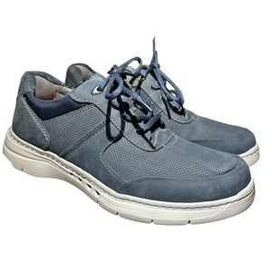 Clarks Men’s Shoes size 10. Comfort Collection Shoes